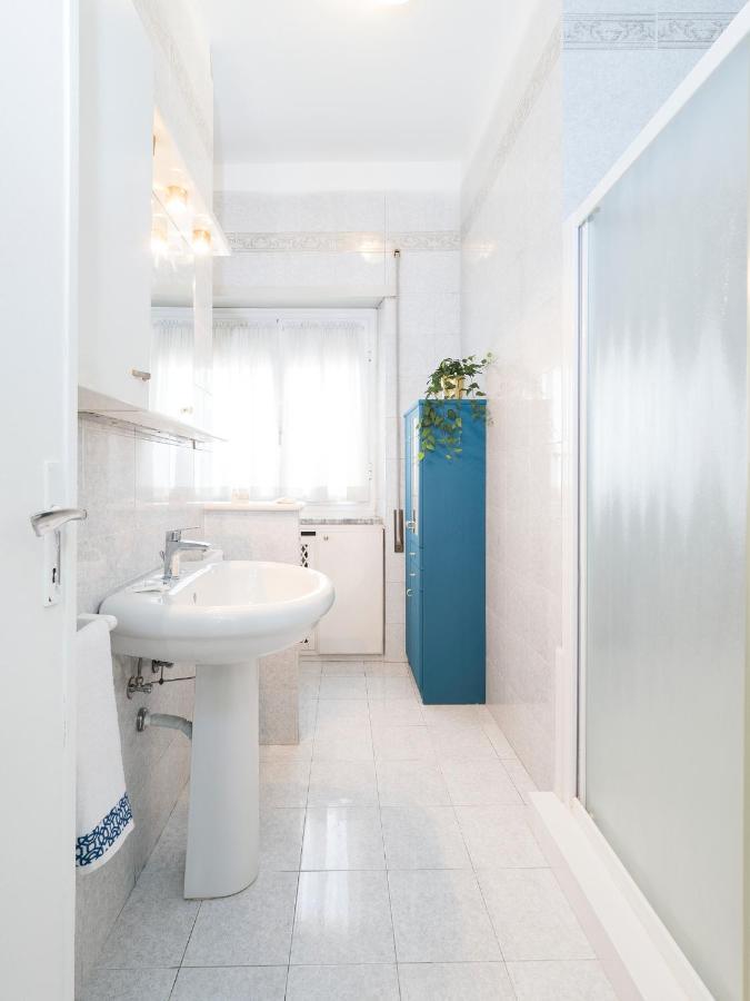 Blessy Apartment Vaticano Rome Bagian luar foto