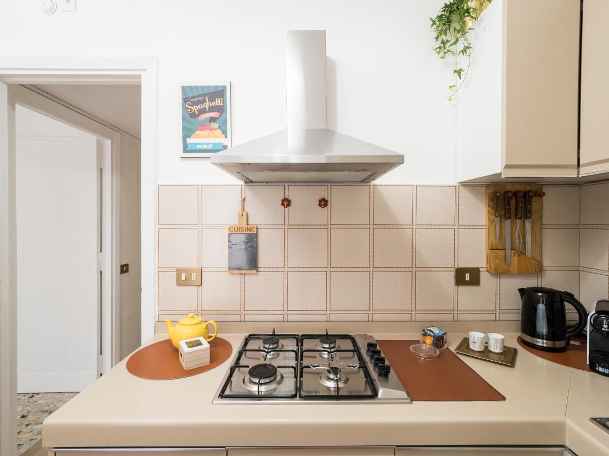 Blessy Apartment Vaticano Rome Bagian luar foto