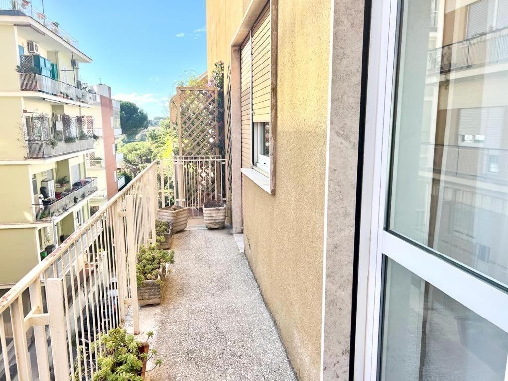 Blessy Apartment Vaticano Rome Bagian luar foto